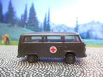 Volkswagen Kombi Bus T2b - Brekina Landmacht Rode Kruis, Hobby en Vrije tijd, Modelauto's | 1:87, Ophalen of Verzenden, Zo goed als nieuw