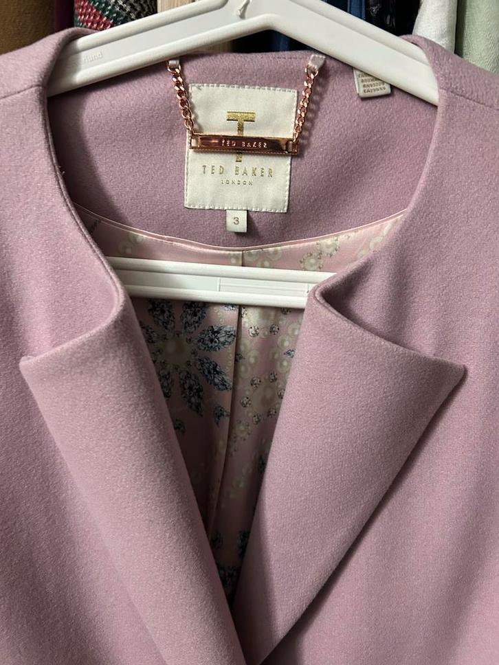 Ted Baker Jas - Elegante Damesjas, Kleding | Dames, Jassen | Zomer, Zo goed als nieuw, Maat 38/40 (M), Roze, Ophalen of Verzenden