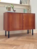 Vintage kast teak hout jaren 50/60/70 metaal zwart, Ophalen, Gebruikt, Minder dan 150 cm, 25 tot 50 cm