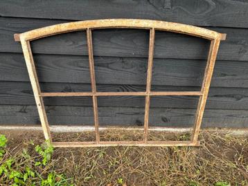 Gietijzer Stalraam 5 stuks brocante <=== beschikbaar voor biedingen
