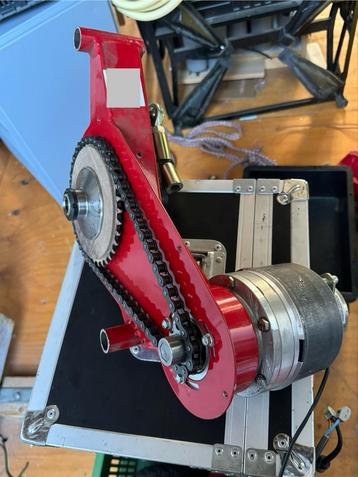 24V Krachtige Tractie Motor met Accupacks beschikbaar voor biedingen