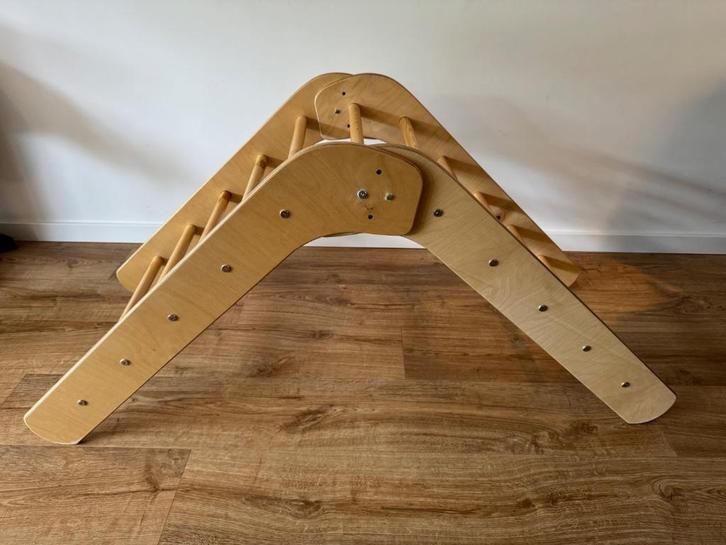 Houten pikler driehoek klimrek, Kinderen en Baby's, Speelgoed | Houten speelgoed, Gebruikt, Overige typen, Ophalen