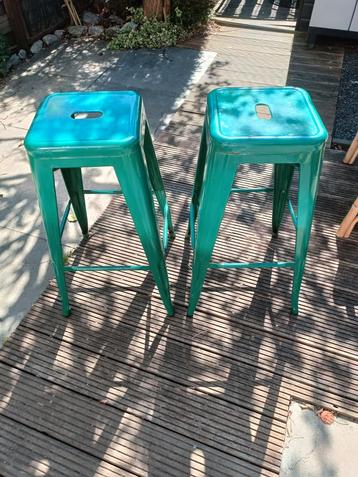 Krukken / stools green pair beschikbaar voor biedingen
