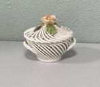 Porseleinen sieradendoosje schaal met deksel roos gedraaid, Antiek en Kunst, Ophalen of Verzenden