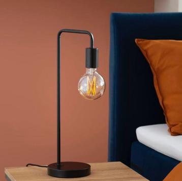 Tafel/ nachtkastje lampen beschikbaar voor biedingen