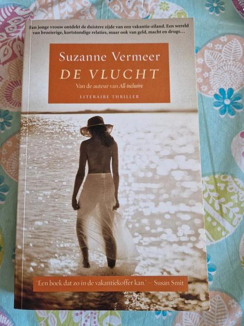 Suzanne Vermeer - De vlucht, Boeken, Thrillers, Zo goed als nieuw, Nederland, Ophalen of Verzenden