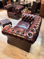 Antiek Rode Chesterfield Bank - fauteuil - voetenbank set