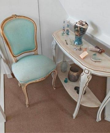 French Antiek stoelen & tafel  beschikbaar voor biedingen