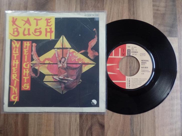 single  Kate Bush - Wuthering Heights, Cd's en Dvd's, Vinyl Singles, Gebruikt, Single, Rock en Metal, 7 inch, Ophalen of Verzenden