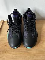 Basketball schoenen, Sport en Fitness, Basketbal, Ophalen, Zo goed als nieuw, Schoenen