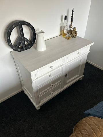 dressoir / brocante ladenkast / commode NU  €150,- beschikbaar voor biedingen