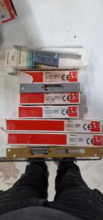 Elektronisch deurslot, Doe-het-zelf en Verbouw, Hang- en Sluitwerk, Ophalen of Verzenden, Nieuw, Overige materialen, Slot