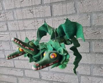 Vintage 80s marionette driekoppige draak CZ beschikbaar voor biedingen