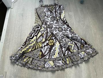 Vintage bruin/groen/gele zomerjurk met kralenceintuur. beschikbaar voor biedingen
