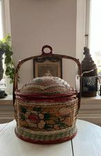 Oud chinees bruidsmandje - wagenschuur, Ophalen of Verzenden