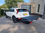 Te huur: Thule Arcos Black trekhaakkoffer 400l, Auto diversen, Dakkoffers, Ophalen, Zo goed als nieuw