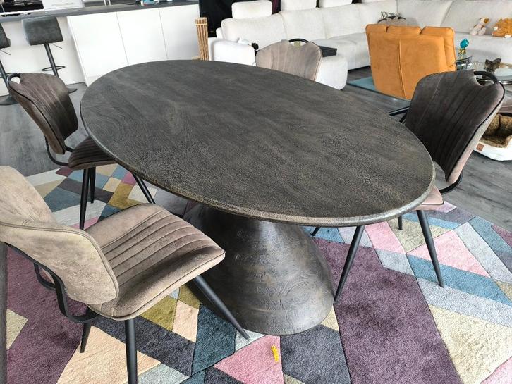 Unieke Eettafel, Huis en Inrichting, Tafels | Eettafels, Zo goed als nieuw, 100 tot 150 cm, 200 cm of meer, Vijf personen of meer