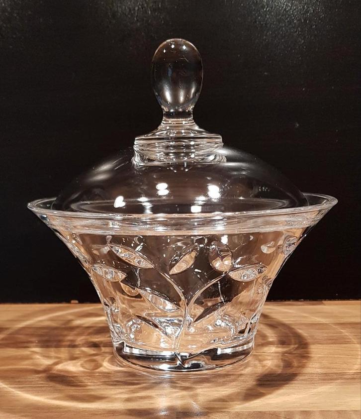 Prachtige bonbonniere van RCR kristal helemaal gaaf., Antiek en Kunst, Antiek | Glas en Kristal, Ophalen of Verzenden