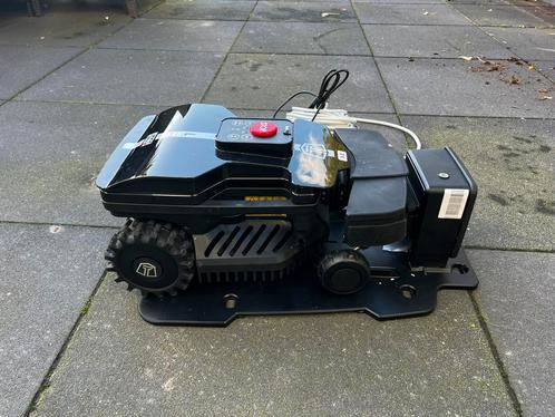 Ambrogio twentyzr, Tuin en Terras, Robotmaaiers, Zo goed als nieuw, Ophalen of Verzenden