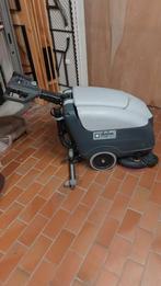 Nilfisk SC400 Schrobzuigmachine, Ophalen