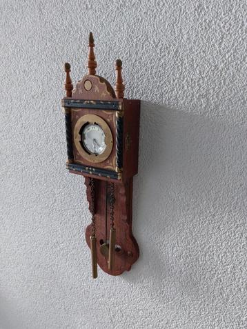 Porte- Montre met klokje beschikbaar voor biedingen
