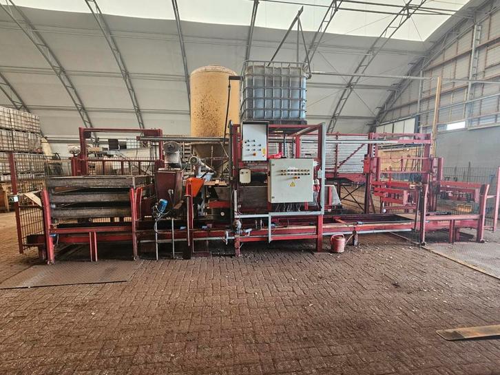 Wormenkwekerij installatie compleet, Zakelijke goederen, Machines en Bouw | Industrie en Techniek, Ophalen