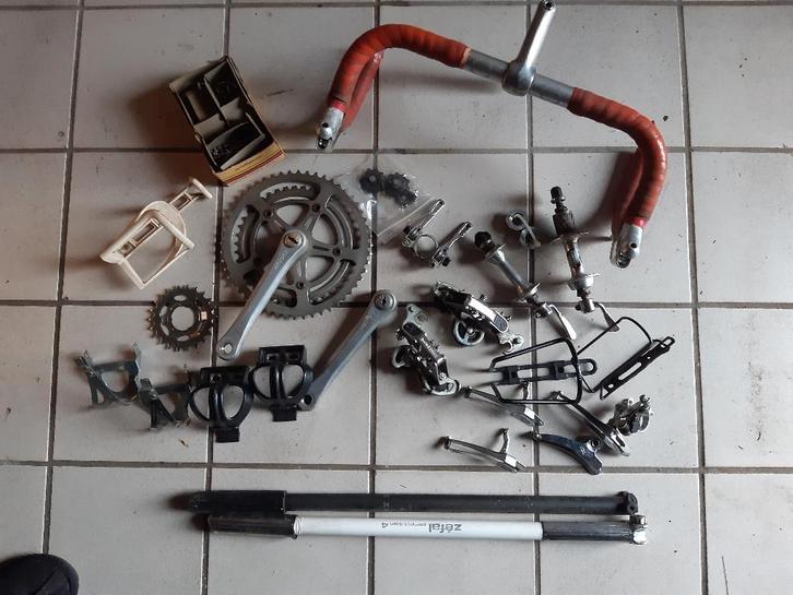 diverse oldtimer racefiets onderdelen, huret, shimano, Fietsen en Brommers, Fietsonderdelen, Zo goed als nieuw, Racefiets, Derailleur of Ketting