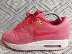 Nike Air Max 1 ID rood 38.5, Nike, Gedragen, Ophalen of Verzenden, Sneakers of Gympen