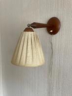 Vintage hangschemerlampje van hout, Huis en Inrichting, Woonaccessoires | Krantenbakken en Lectuurbakken, Ophalen, Gebruikt