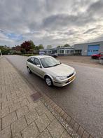 Mazda 323 Fastbreak 1.5i LX 5-deurs AUTOMAAT, Auto's, Mazda, 4 cilinders, 400 kg, 1070 kg, Beige