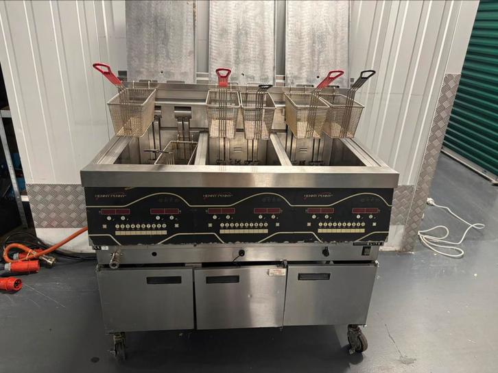 Henny Penny 3pan Elek Incl Vetpomp Gereviseerd!!!RVS/horeca, Zakelijke goederen, Horeca | Keukenapparatuur, Ophalen of Verzenden