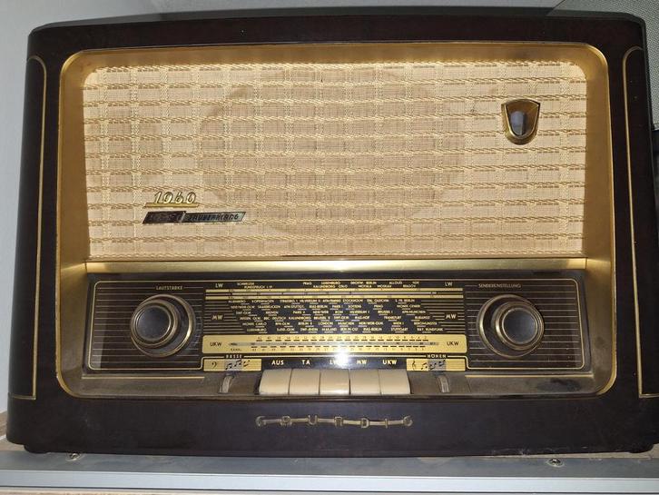 Oude Grundig 1060 Radio - Vintage, Audio, Tv en Foto, Radio's, Gebruikt, Radio, Ophalen of Verzenden