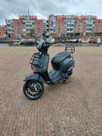 Vespa Sprint bouwjaar van 2021 E5, Fietsen en Brommers, Scooters | Vespa, Ophalen of Verzenden, Zo goed als nieuw