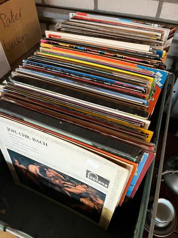 Omgeveer 300 stuks elpees, klassiek en overig beschikbaar voor biedingen