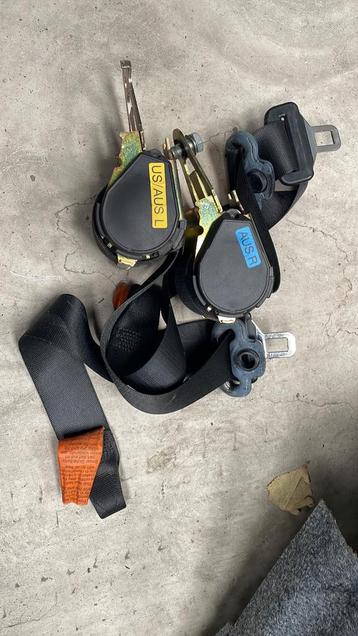 BMW E36 Coupe Gordels - 1999 beschikbaar voor biedingen