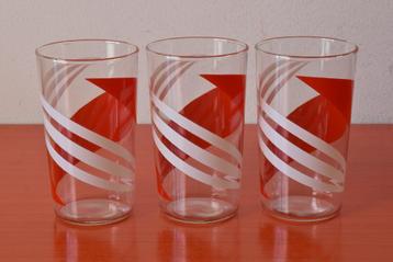 Set van 3 retro vintage glazen met grafisch retrodecor
