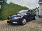 Skoda Octavia | trekhaak, cruise control, prijs bespreekbaar, Auto's, Voorwielaandrijving, Euro 5, Stof, Zwart