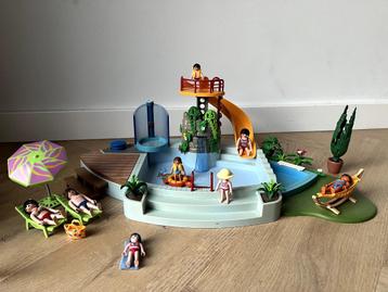 Playmobil zwembad en strandvakantie 4858 en 70090 met extras beschikbaar voor biedingen