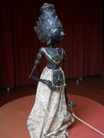 Authentieke Indonesische Kris en Wayang Pop - Houtsnijwerk, Antiek en Kunst, Kunst | Beelden en Houtsnijwerken, Ophalen of Verzenden