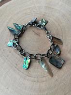 Armband met abalone schelpen bedels, Overige materialen, Ophalen of Verzenden, Zo goed als nieuw, Met bedels of kralen