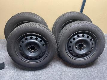 Set Winterbanden 195/65R16 16 Inch beschikbaar voor biedingen