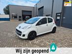 Peugeot 107 1.0-12V XR TOP OCCASION 2e EIGENAAR, Auto's, Peugeot, Voorwielaandrijving, Euro 5, Stof, Gebruikt