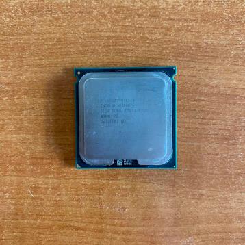 Intel Xeon 5150 @2,66GHz ( LGA 771 ) beschikbaar voor biedingen
