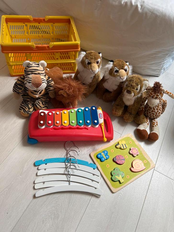 Baby/Peuterkamer Spullen - Knuffels, Puzzel, Xylofoon, Kinderen en Baby's, Speelgoed | Overig, Zo goed als nieuw, Jongen of Meisje