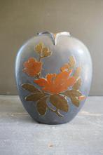Vintage zware metalen vaas tin koper made in Hong Kong, Verzenden