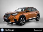 Peugeot 2008 1.2 PureTech Allure | Trekhaak | Camera | Stoel, Voorwielaandrijving, Gebruikt, Zwart, Leder en Stof