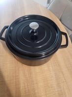 Zwarte braadpan / stoofpan, Huis en Inrichting, Keuken | Potten en Pannen, Gietijzer, Ophalen of Verzenden, Zo goed als nieuw