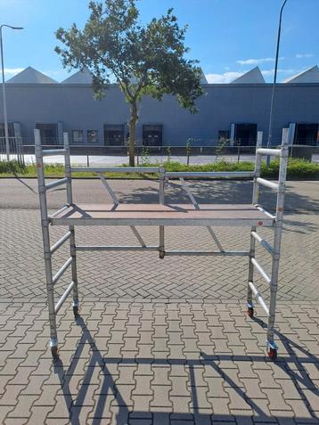  Kamersteiger huren/te huur. Bezorgen mogelijk. Rolsteiger  beschikbaar voor biedingen