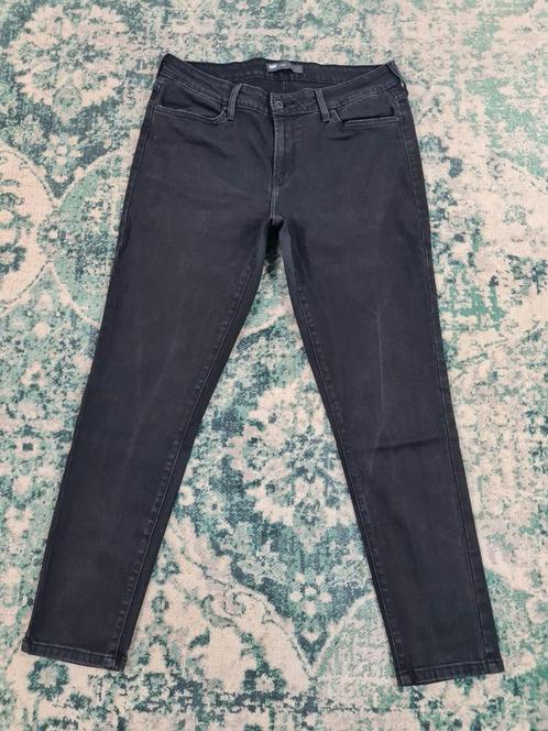 Levi's skinny fit W33 L30 WMN Tulsi3330 Zwart, Kleding | Dames, Spijkerbroeken en Jeans, Zo goed als nieuw, W30 - W32 (confectie 38/40)