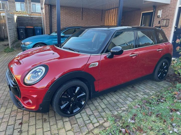 Mini Clubman 2.0 S Cooper AUT All4 2018 Rood, Auto's, Mini, Particulier, Clubman, 4x4, ABS, Achteruitrijcamera, Adaptieve lichten